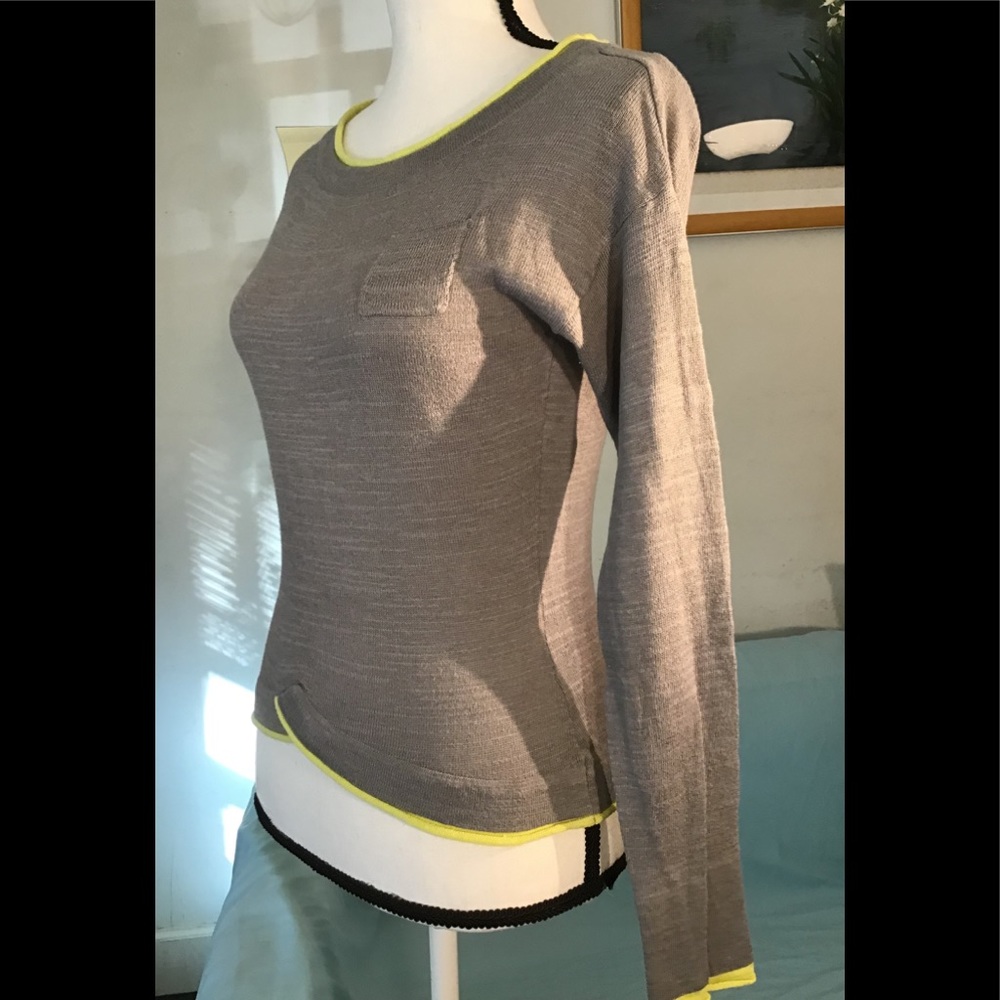 J J Basics grey sweater. S